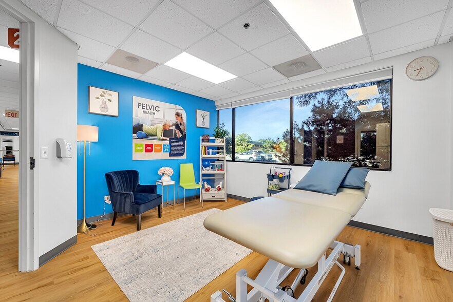 Primary Photo Of 1751 S Naperville Rd, Wheaton Medical For Sale