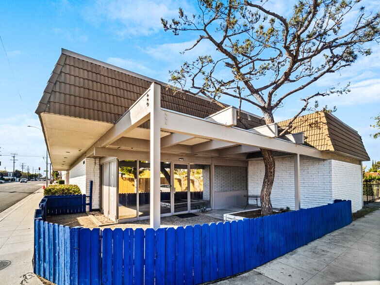 More Photos Of 1051 E Wardlow Rd, Long Beach Office For Sale