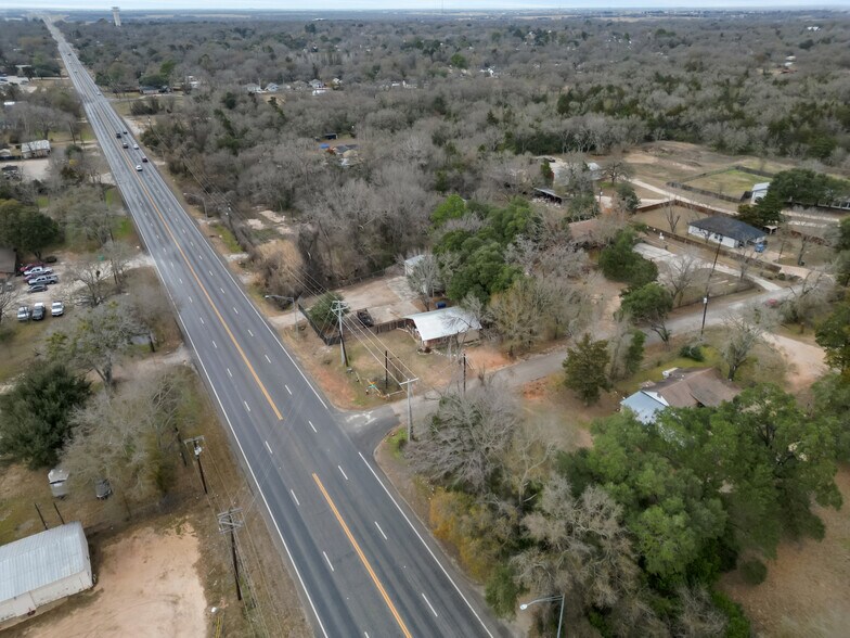 More Photos Of 3505 N Texas Ave, Bryan Freestanding For Sale