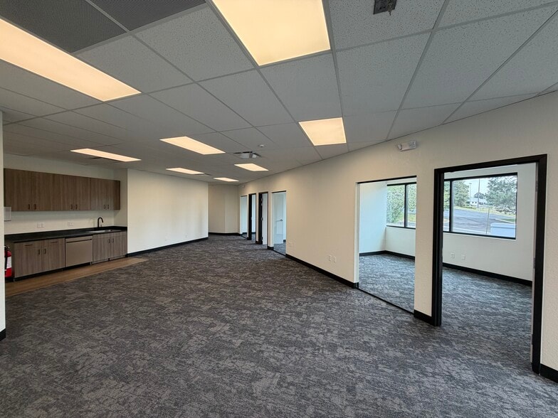 More Photos Of 3970 E Bijou St, Colorado Springs Industrial For Lease