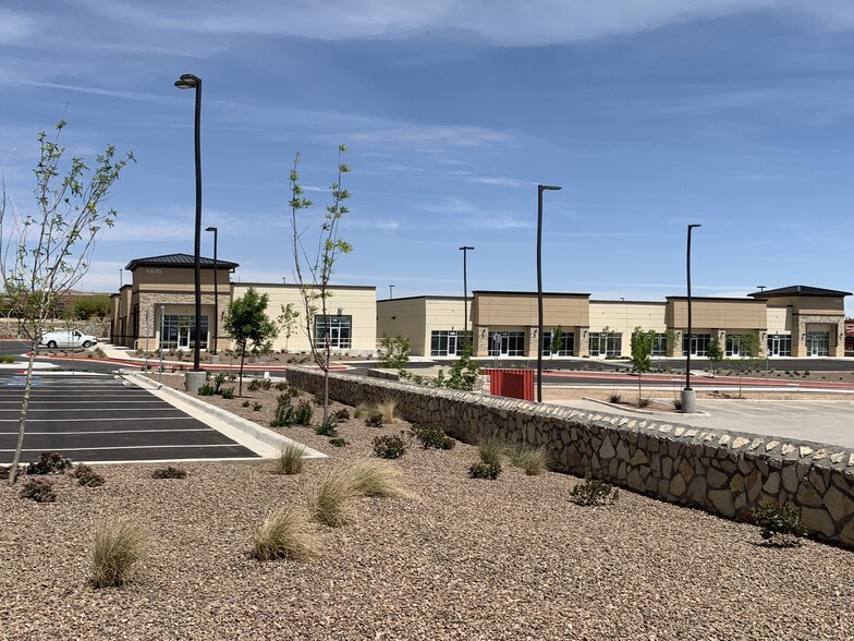 More Photos Of 1387 George Dieter Dr, El Paso Medical For Lease