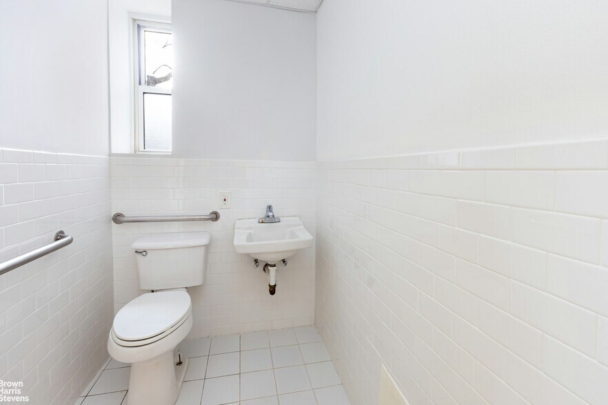 More Photos Of 5601 Riverdale Ave, Bronx Apartments For Sale