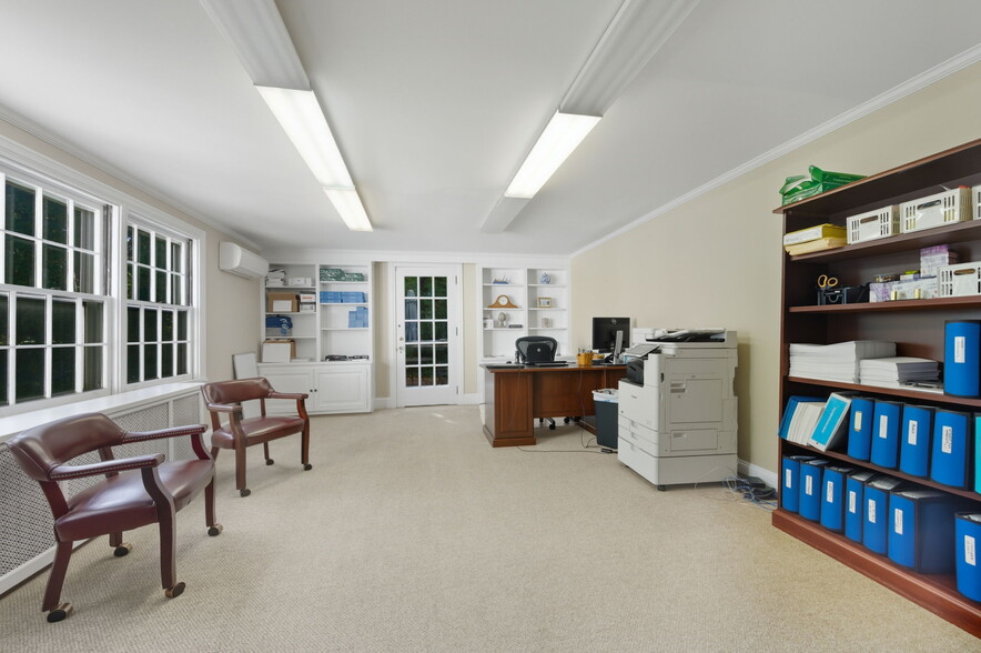 More Photos Of 5807 Kennett Pike, Wilmington Office For Sale