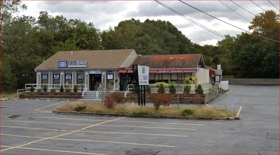 Primary Photo Of 1702 Middle Country Rd, Centereach Restaurant For Lease