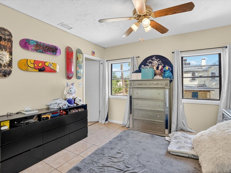 More Photos Of 219 Magnolia Ave, Daytona Beach Storefront Retail Residential For Sale