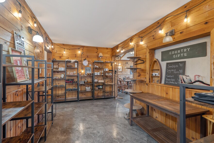 More Photos Of 2107 N Osceola Rd, Camden Service Station For Sale