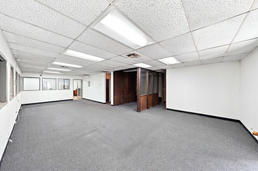 More Photos Of 777 Stanford Ave, Los Angeles Warehouse For Lease