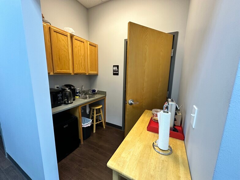 More Photos Of 45 Odell School Rd, Concord Light Distribution For Lease