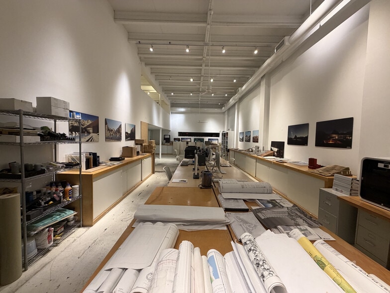 More Photos Of 245 NE 37th St, Miami Loft Creative Space For Sale