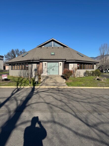 Primary Photo Of 400 Williamson Way, Ashland Office Residential For Sale