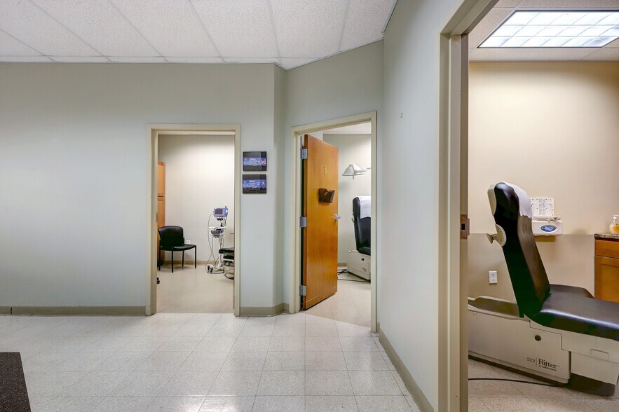 More Photos Of 236 Boston Post Rd, Orange Medical For Lease