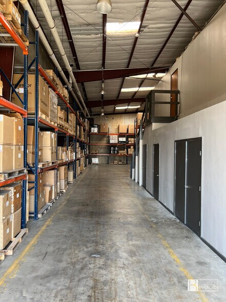 More Photos Of 2329 Solona St, Haltom City Warehouse For Sale