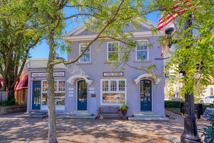 More Photos Of 633-635 High St, Columbus Storefront For Lease