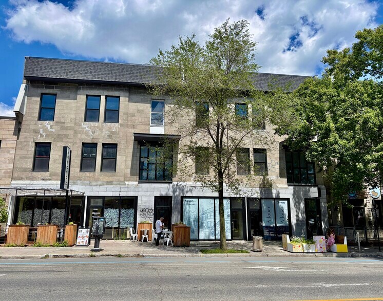 More Photos Of 3999-4001 Rue Saint-Denis, Montréal Apartments For Lease