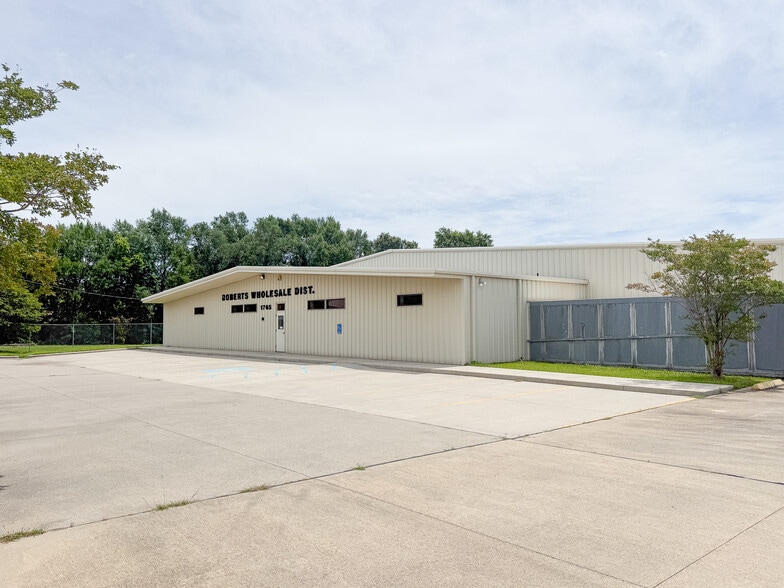 More Photos Of 1765 Claiborne Ave, Shreveport Warehouse For Lease