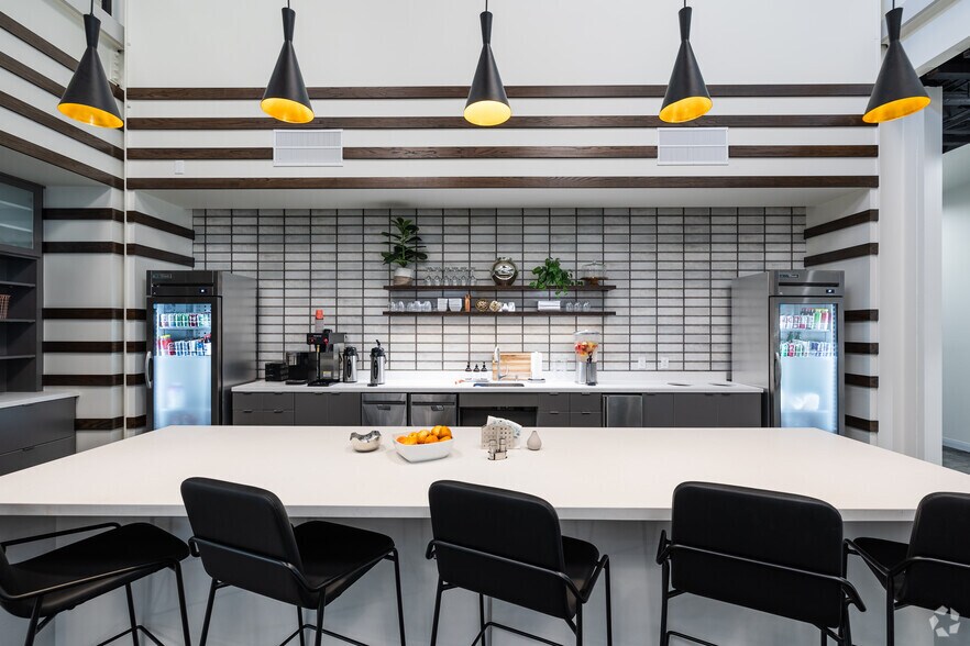 More Photos Of 700 Nexton Square Dr, Summerville Office For Lease