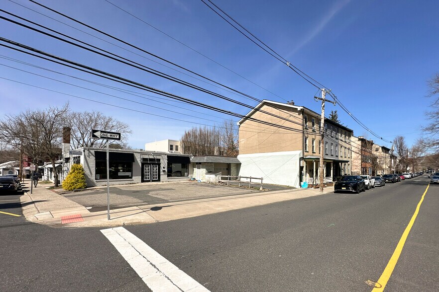 More Photos Of 99 S Main St, Lambertville Storefront For Sale