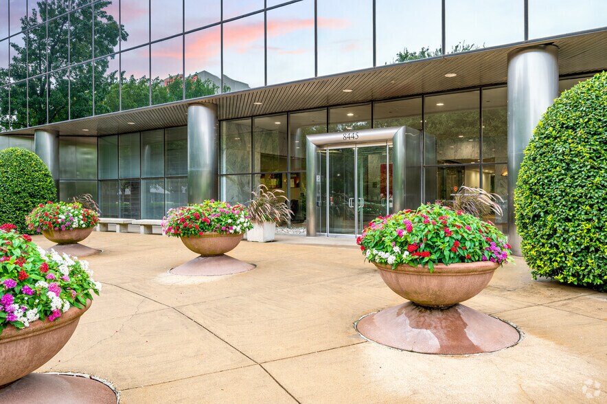 More Photos Of 8445 Freeport Pky, Irving Office For Lease