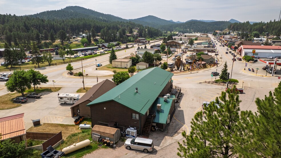 More Photos Of 158 Museum Dr, Hill City Restaurant For Sale