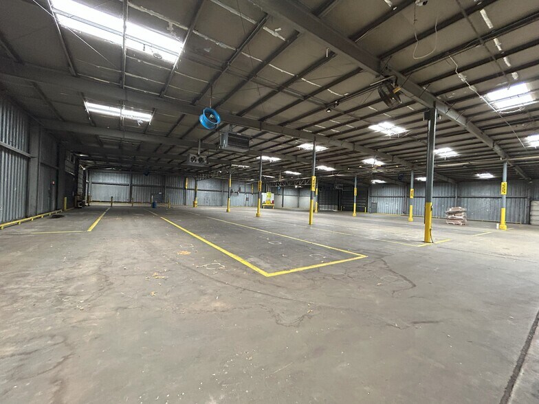 More Photos Of 191 Devereaux Dr, Natchez Distribution For Sale