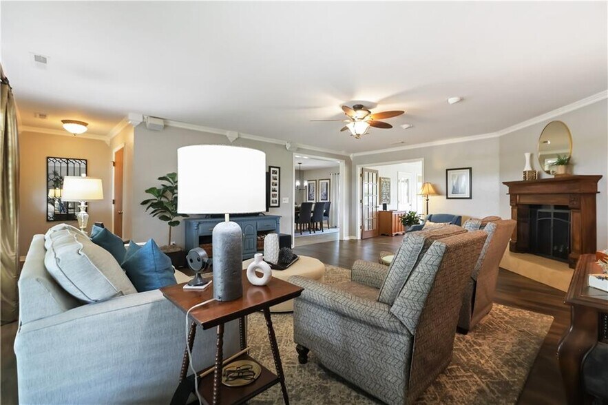 More Photos Of 5039 Primrose Rd, Springdale Specialty For Sale