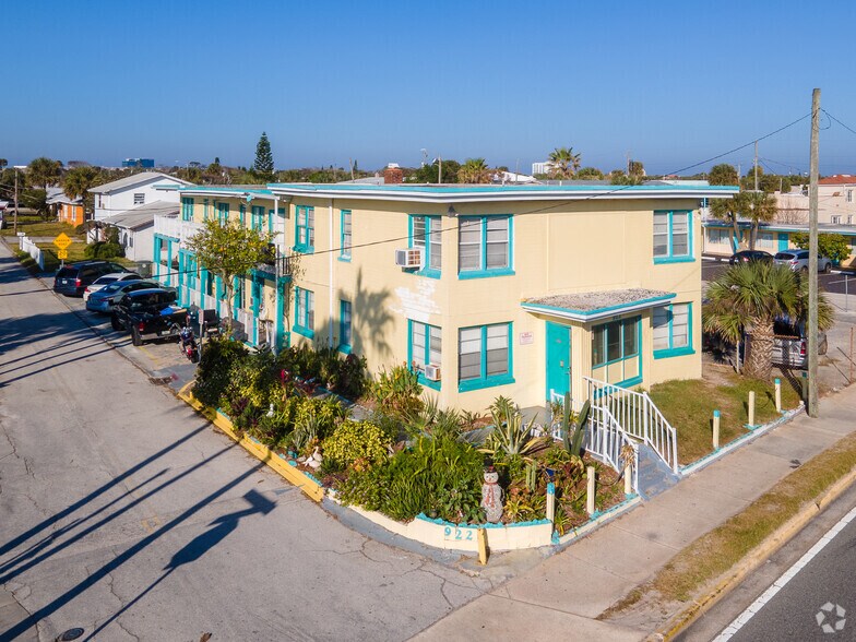 More Photos Of 922 S Atlantic Ave, Daytona Beach Apartments For Sale