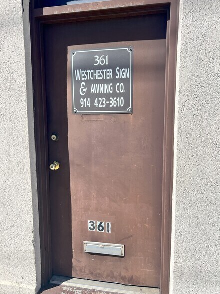 More Photos Of 361 Saw Mill River Rd, Yonkers Office For Lease
