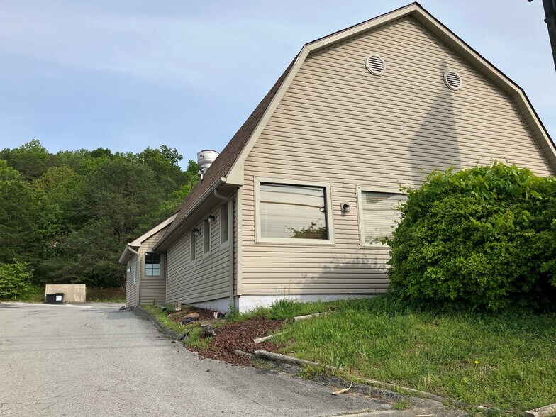 More Photos Of 7356 Rhea County Hwy, Dayton Restaurant For Lease
