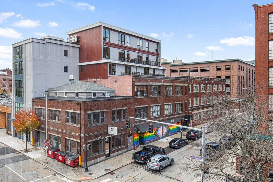 More Photos Of 71 Richmond St, Providence Office For Lease