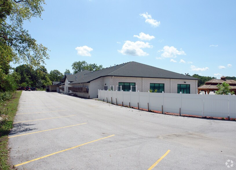 More Photos Of 410 E Us-30 Hwy, Schererville Freestanding For Sale