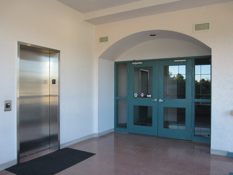 More Photos Of 200 McNab St, Brockton Medical For Lease