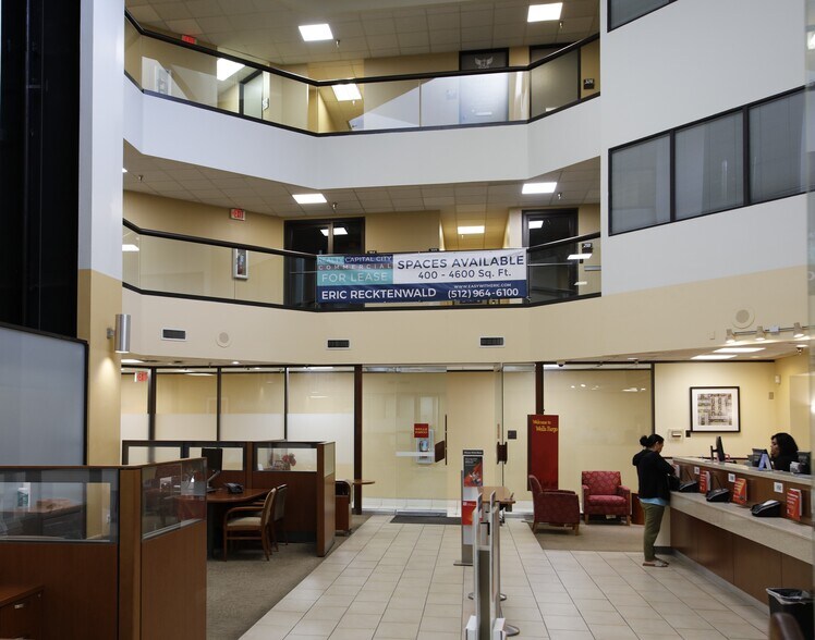 More Photos Of 9800 N Lamar Blvd, Austin Office For Lease