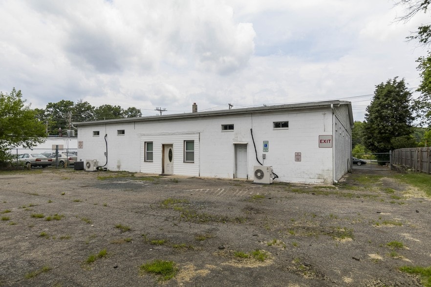 More Photos Of 2203 Philadelphia Rd, Edgewood Flex For Sale