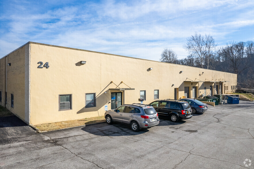 Primary Photo Of 24-26 Portland Rd, West Conshohocken Warehouse For Lease