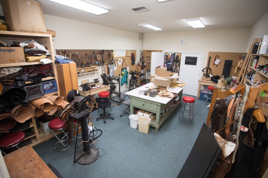 More Photos Of 151 W Elm St, Fort Bragg General Retail For Sale