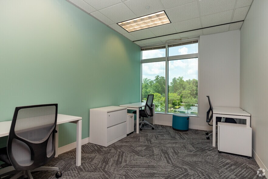 More Photos Of 2530 Meridian Pky, Durham Coworking Space