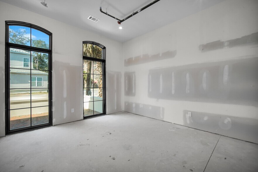More Photos Of Habersham and 37th Street, Savannah Apartments For Lease