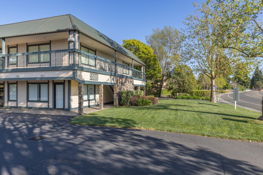 More Photos Of 6050 Commerce Blvd, Rohnert Park Office For Sale