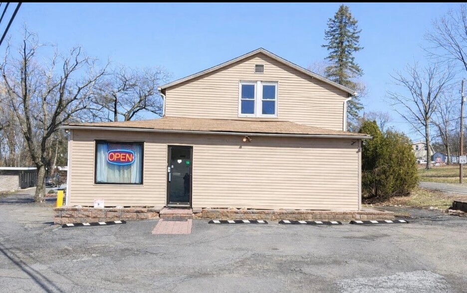 Primary Photo Of 1 Pittston Blvd, Bear Creek Township Hotel For Sale