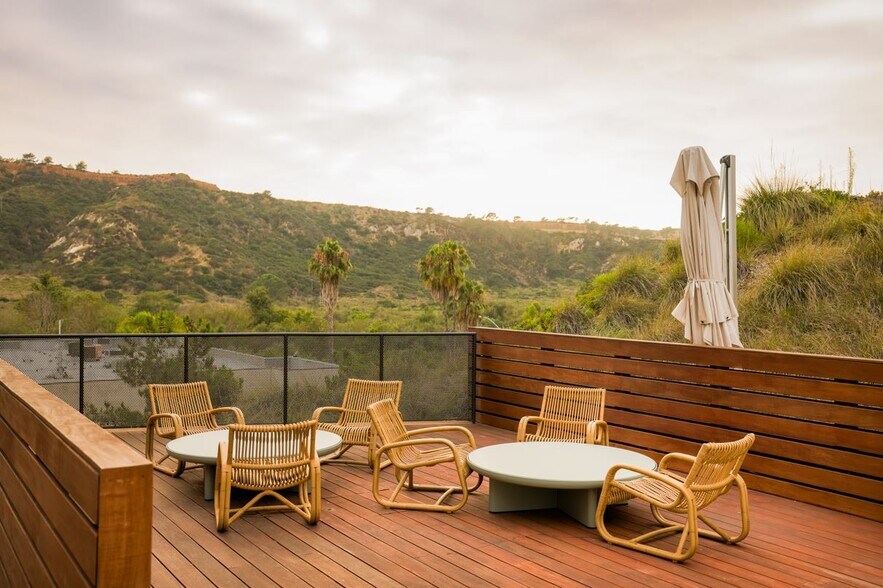 More Photos Of 3398 Carmel Mountain Rd, San Diego Unknown For Lease