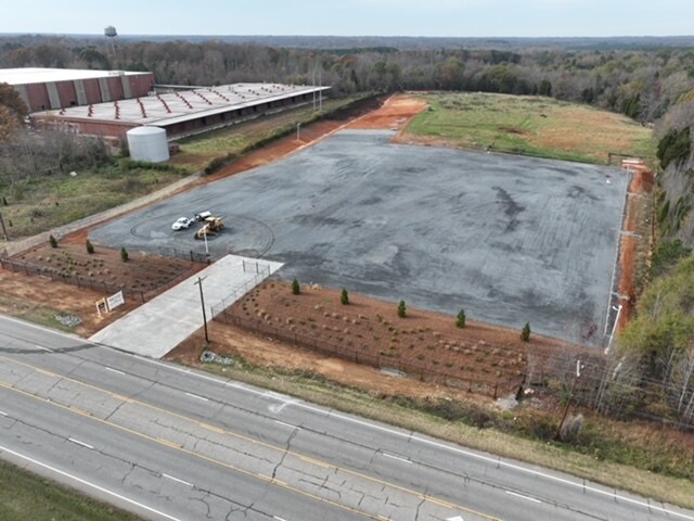 More Photos Of 5170 S Main St, Salisbury Land For Lease
