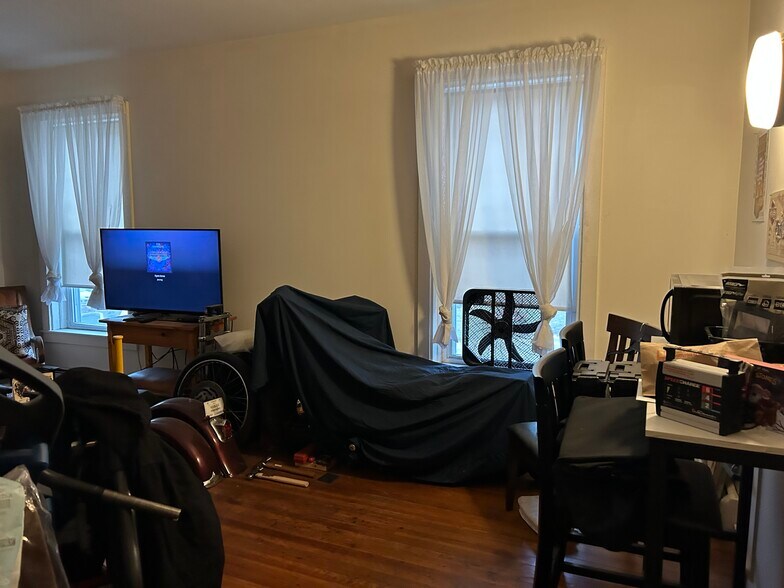 More Photos Of 85-87 Main St, Fair Haven Apartments For Sale