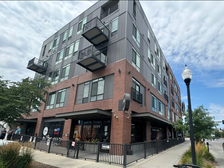 Primary Photo Of 1415 Cuming St NE, Omaha Apartments For Lease