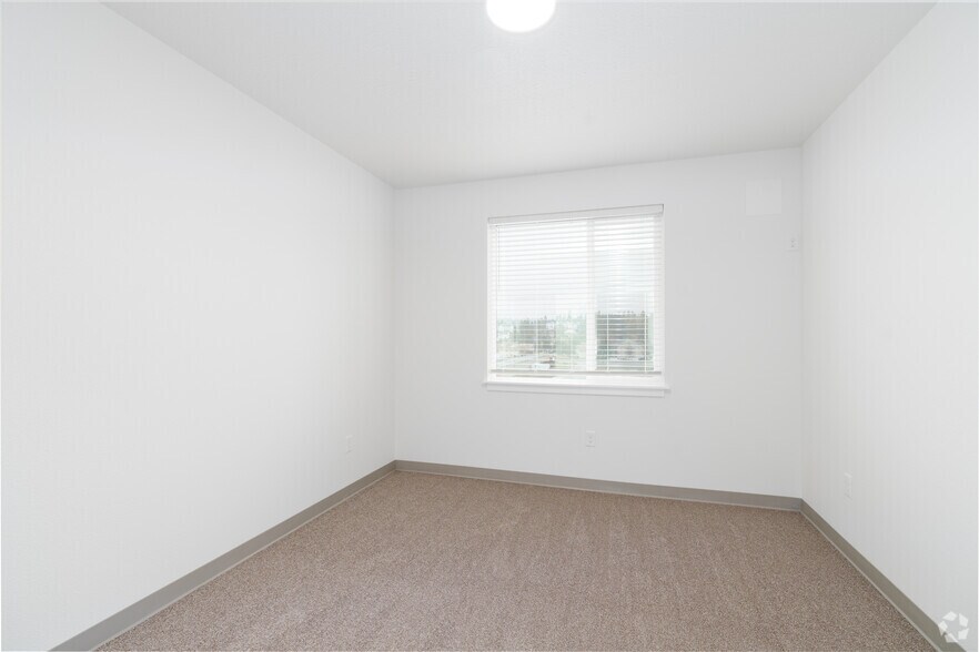 More Photos Of 12608 E Nora Ave, Spokane Valley Apartments For Sale