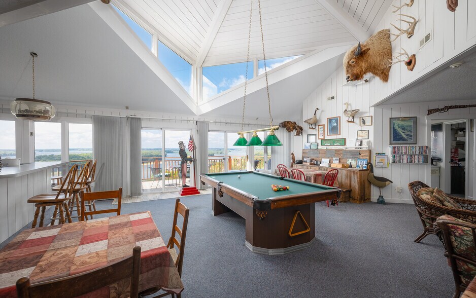 More Photos Of 1 Tara Point, Grafton Hotel For Sale