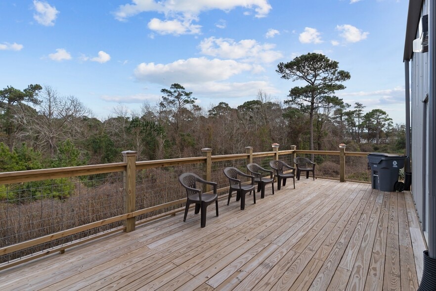 More Photos Of 4810 Long Beach Rd SE, Southport General Retail For Sale