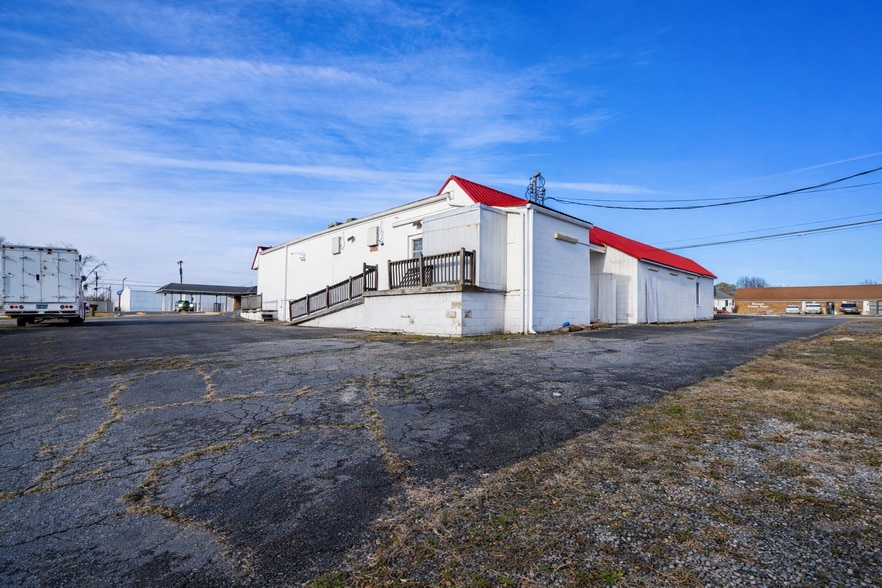 More Photos Of 1606 Argillite Rd, Flatwoods Restaurant For Sale