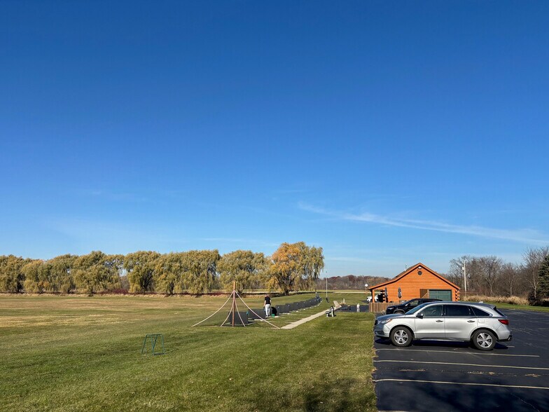 More Photos Of 20101 W Cleveland Ave, New Berlin Golf Course Driving Range For Sale