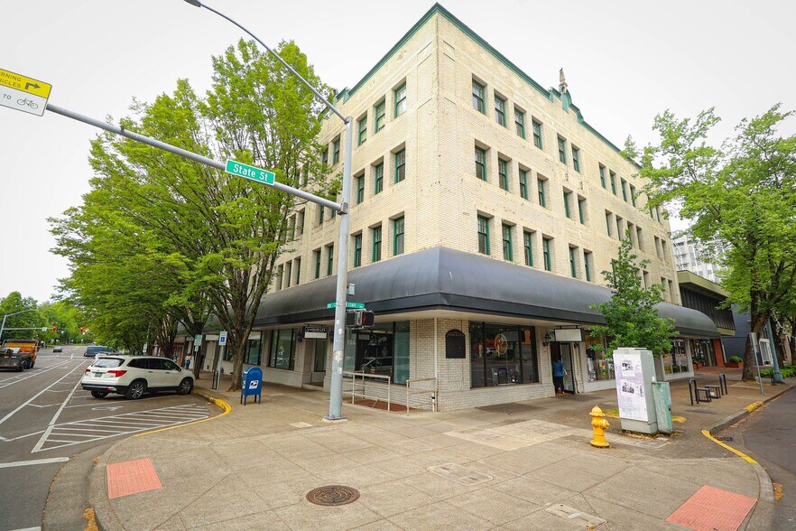 More Photos Of 494 State St, Salem Office For Lease