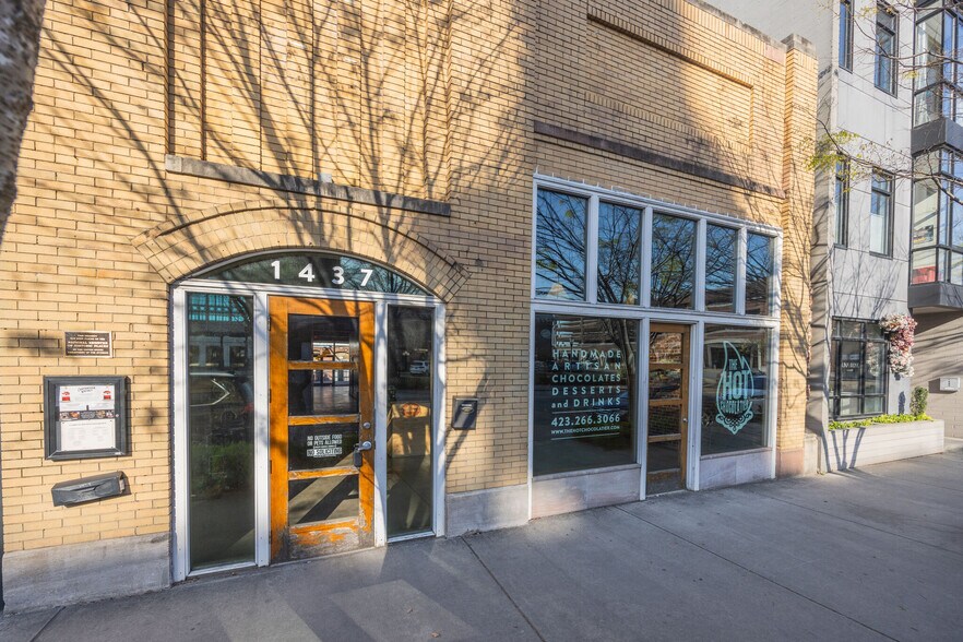 More Photos Of 1437 Market St, Chattanooga Storefront For Lease
